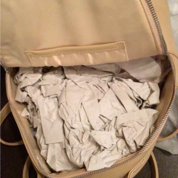 Sale ! Vegan Lionel cream mini backpack - Picture 3 of 6